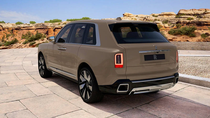 Rolls-Royce Cullinan Rear Left View